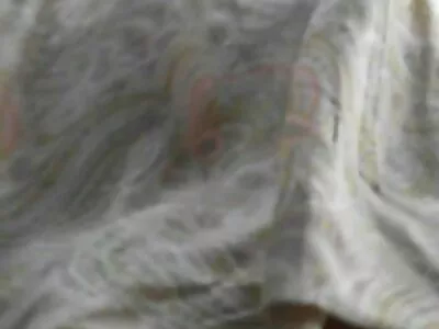 ಆಡ್ರಿಯಾನಾ ಬ್ರಿಲ್ ಅದ್ಭುತವಾದ ಶ್ಯಾಮಲೆ
