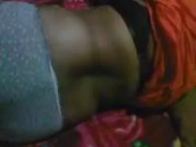 ಜಾನಿ ಸಿನ್ಸ್ ನೇಗಿಲು ಆಸಾ ಅಕಿರನ ಕೋಳಿ ಹಂಬಲಿಸುವ ರಂಧ್ರ